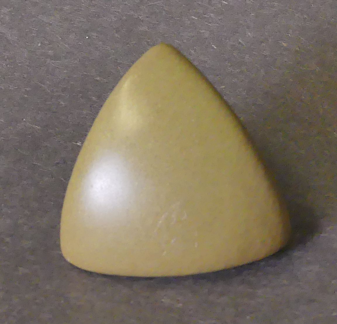 Wide 1/4 Round Beak Olivo Porcelain